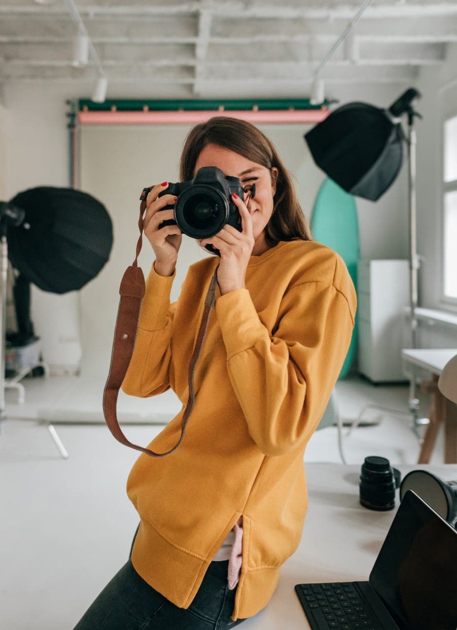 Photographer & Videographer Insurance Thimble